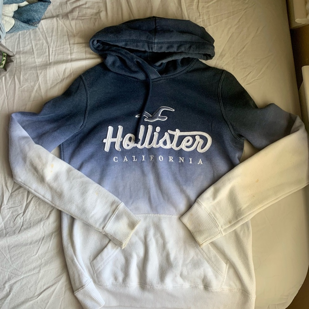 hollister gradient hoodie blue and white XS light stains on sleeves